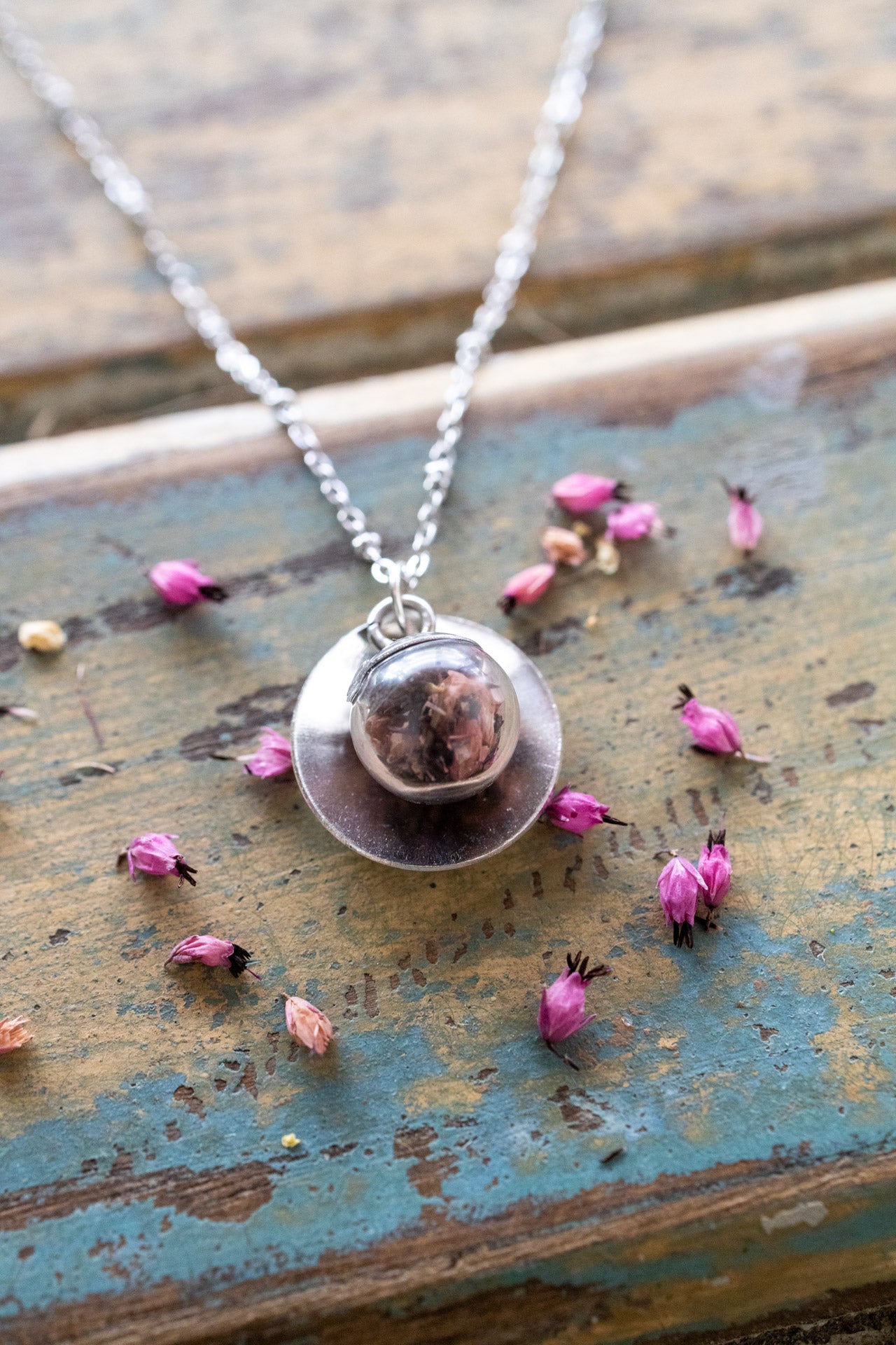 AURA- Collana Erica rosa