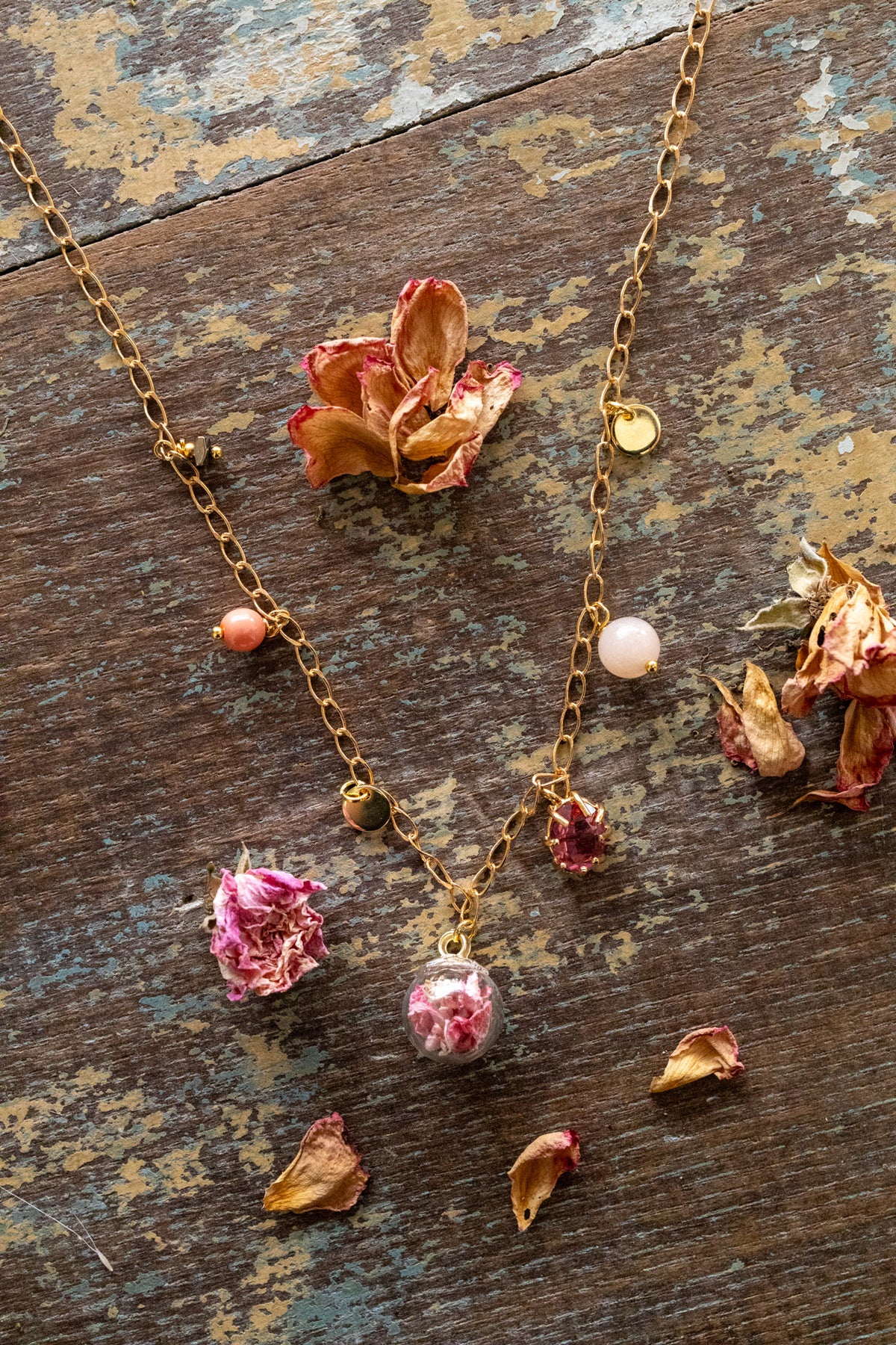 RADICI- Collana Rosa canina