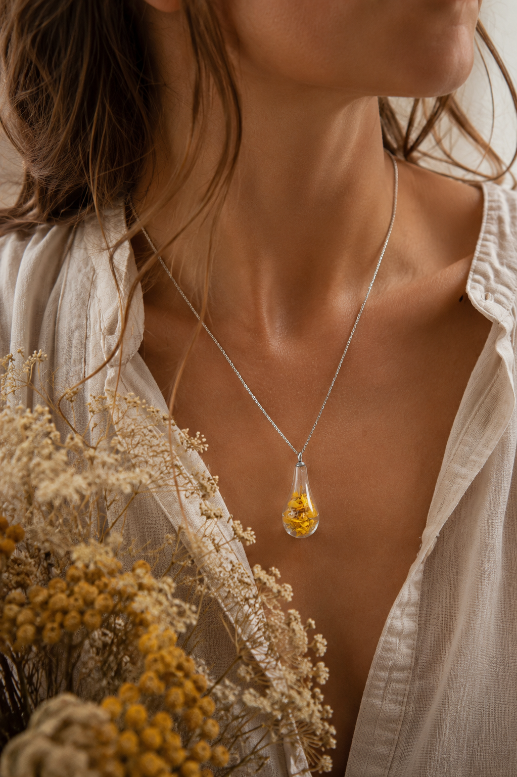 DA QUI- Collana goccia Ranuncolo selvatico